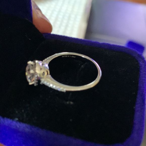 Moissanite Diamond Ring - Picture 10 of 10